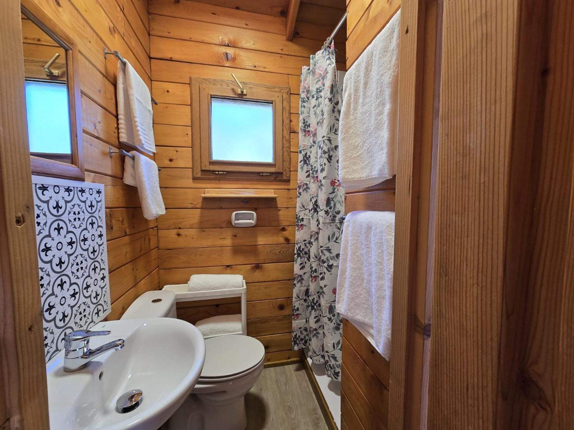 Nuevo Ecolodge Cabaneros Retuerta de Bullaque Ngoại thất bức ảnh